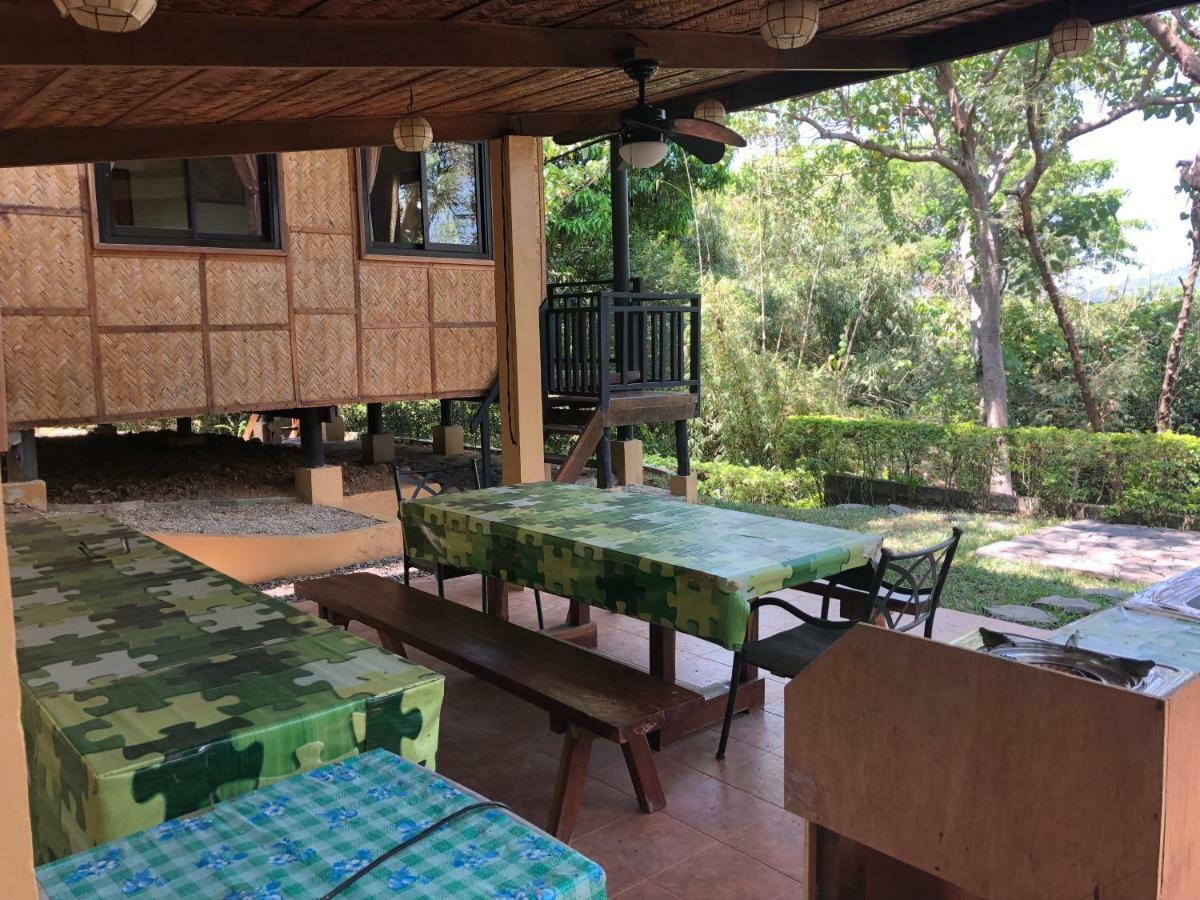 Villa Native House With Beautiful Pool Bagac Esterno foto
